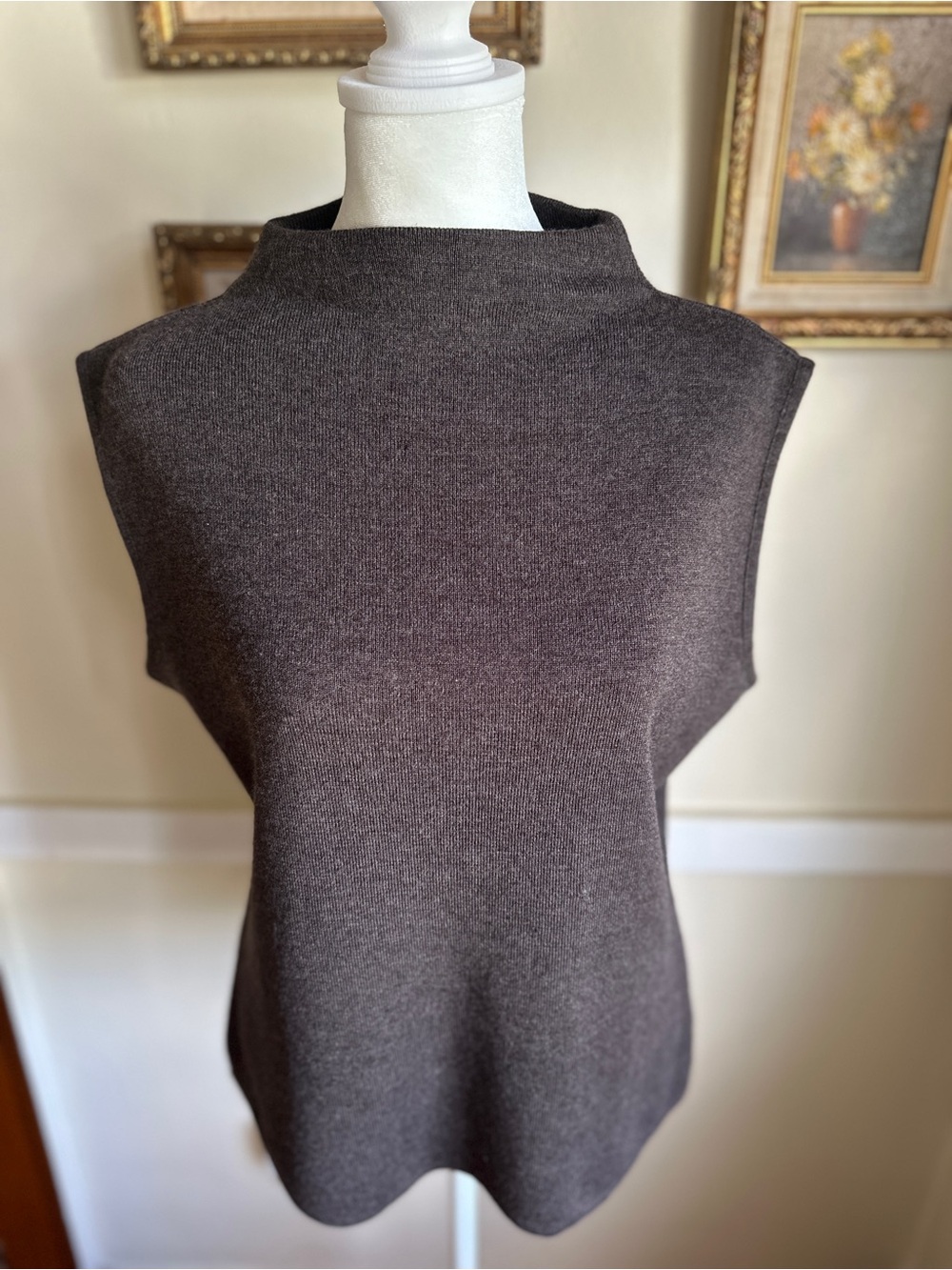Merino Wool Blend Linamidas Sleeveless Turtleneck Sweater in Brown L